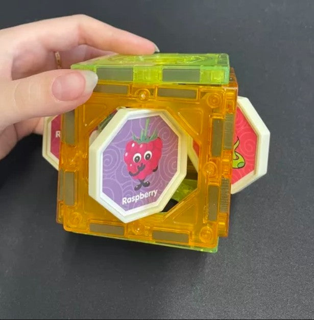 Joc interactiv de construit magnetic, Zola®, 75 elemente luminose, bilute colorate, roller coaster, educativ si creativ, plastic, multicolor Joc interactiv de construit magnetic, Zola®, 75 elemente luminose, bilute colorate, roller coaster, educativ si creativ, plastic, multicolor